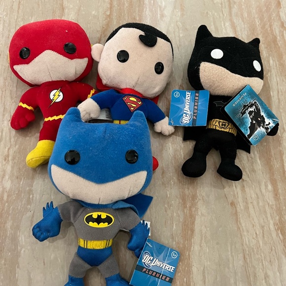 8” Funko collectible plush Marvel Superman - Picture 5 of 5